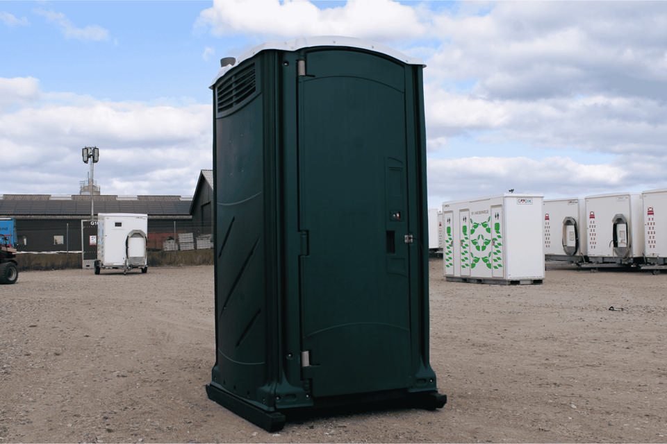 Løse toiletkabiner m/tank - Brugte toilet-, bad- & handicapvogne