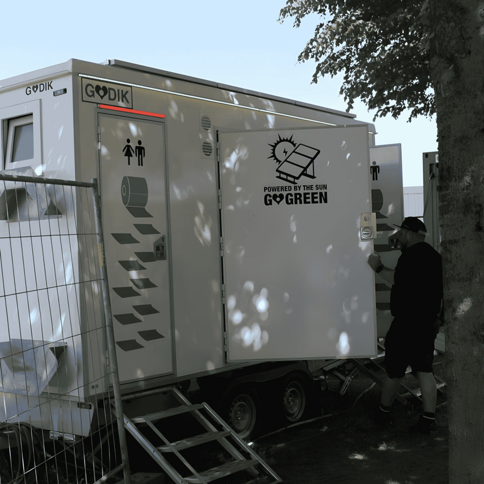 Vacuum toiletvogn med 4 toiletter - SOLAR - Vacuumtoiletter