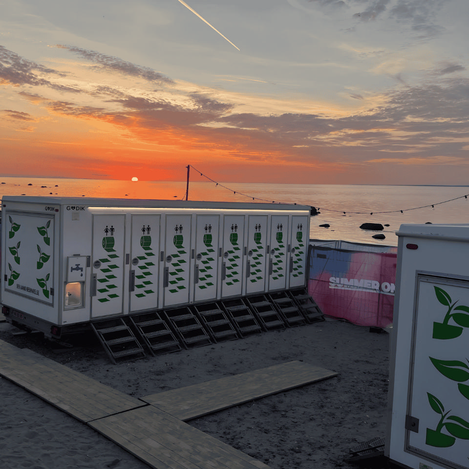 Vacuum toiletvogn med 16 toiletter - Vacuumtoiletter