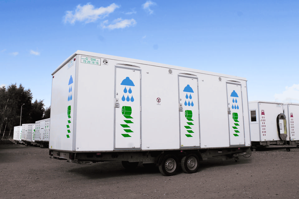 Badevogn med 3 badeværelser - Brugtmarked