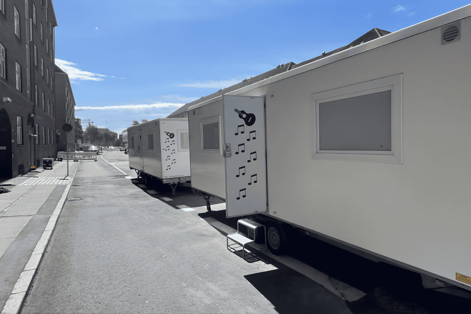 Kontorvogn med 2 rum - Brugte kontor- og mandskabsvogne