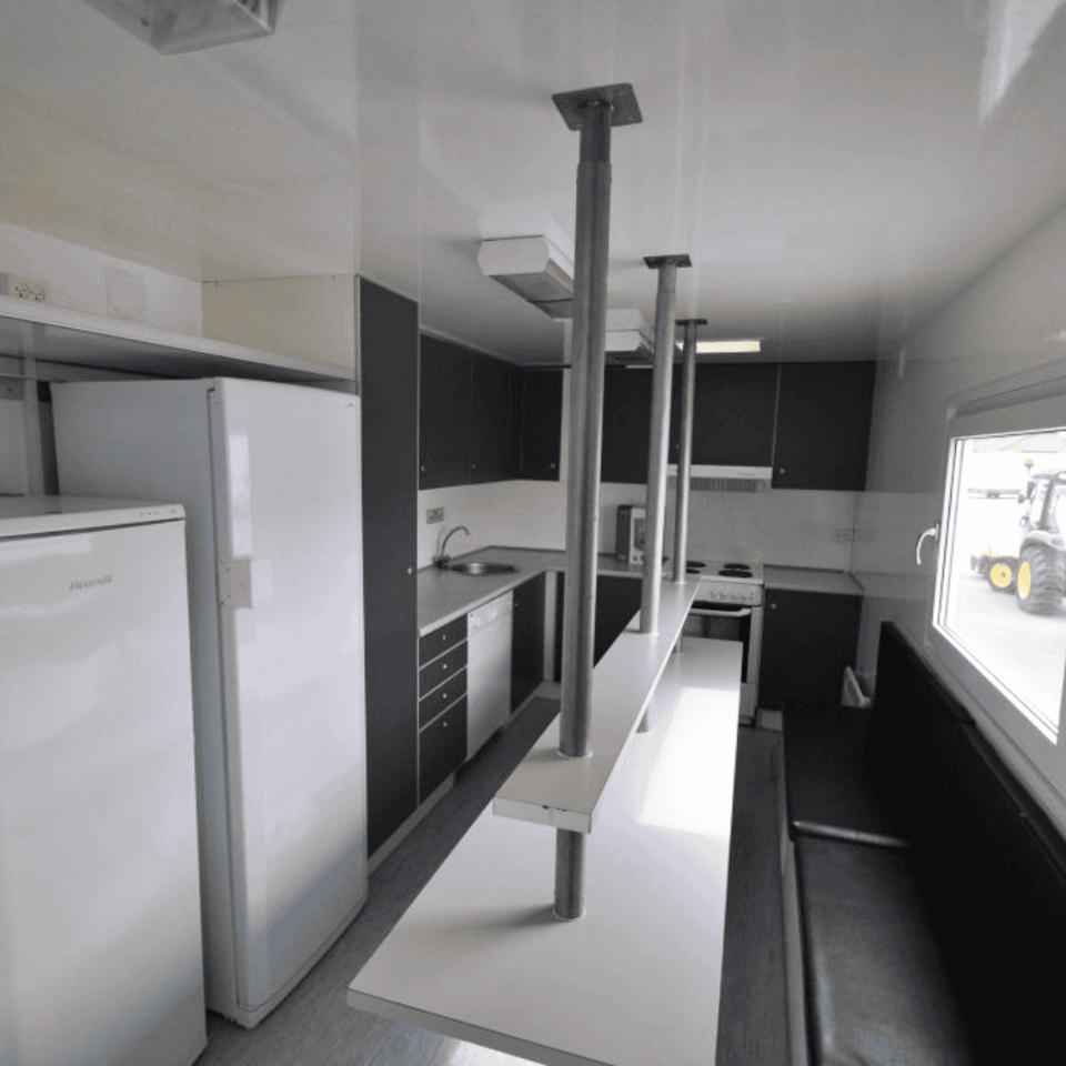 Køkken- og opholdsvogn - Køkken- og kantinevogne