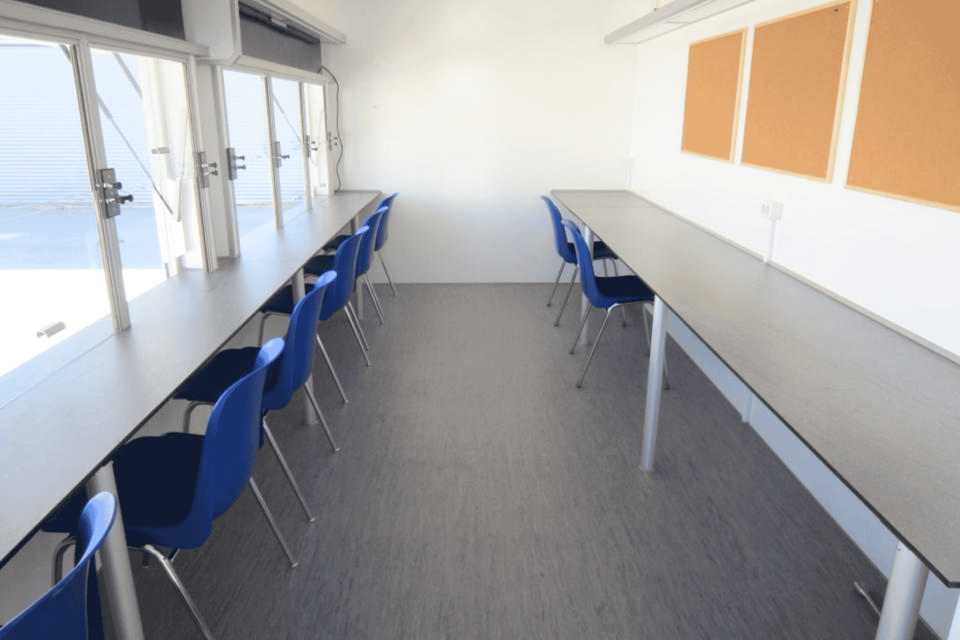 Stor billetvogn - Billet- og informationsvogne